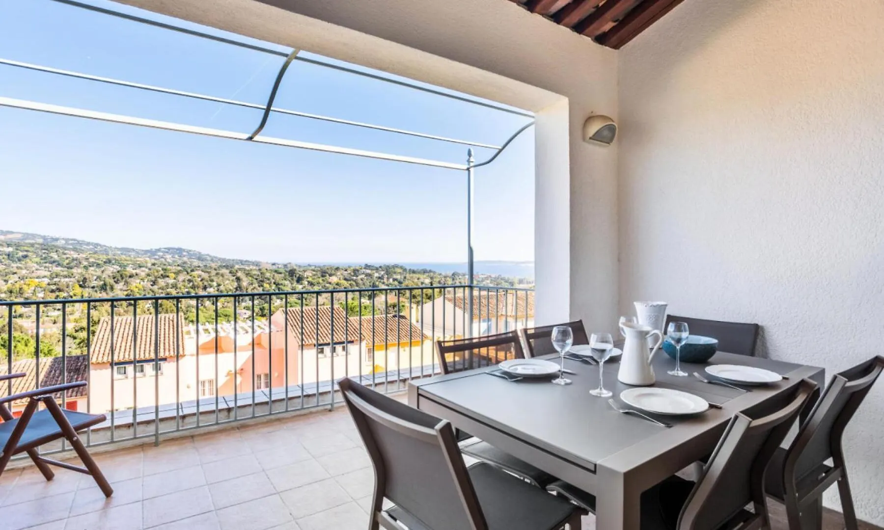 شقة Les Bastides Aux Restanques Du Golfe De St Tropez - Maeva Home - Bastide 4 Pieces 8 Personnes Belle Vue Mer - Prestige - Super Home Mae-4242 غريمو
